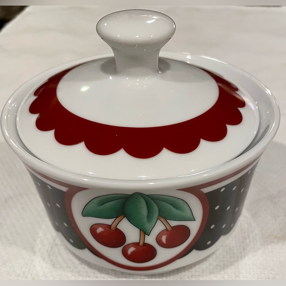 NWT Mary Engelbreit Cherry Cameo Sugar Bowl w/lid, height 4 3/8 inch